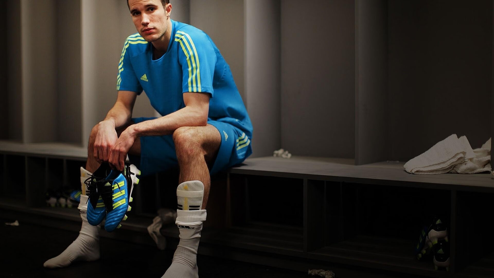 唯一之夜,当泰国藤球掀翻樱花战舰,桃田贤斗在废墟中完成救赎